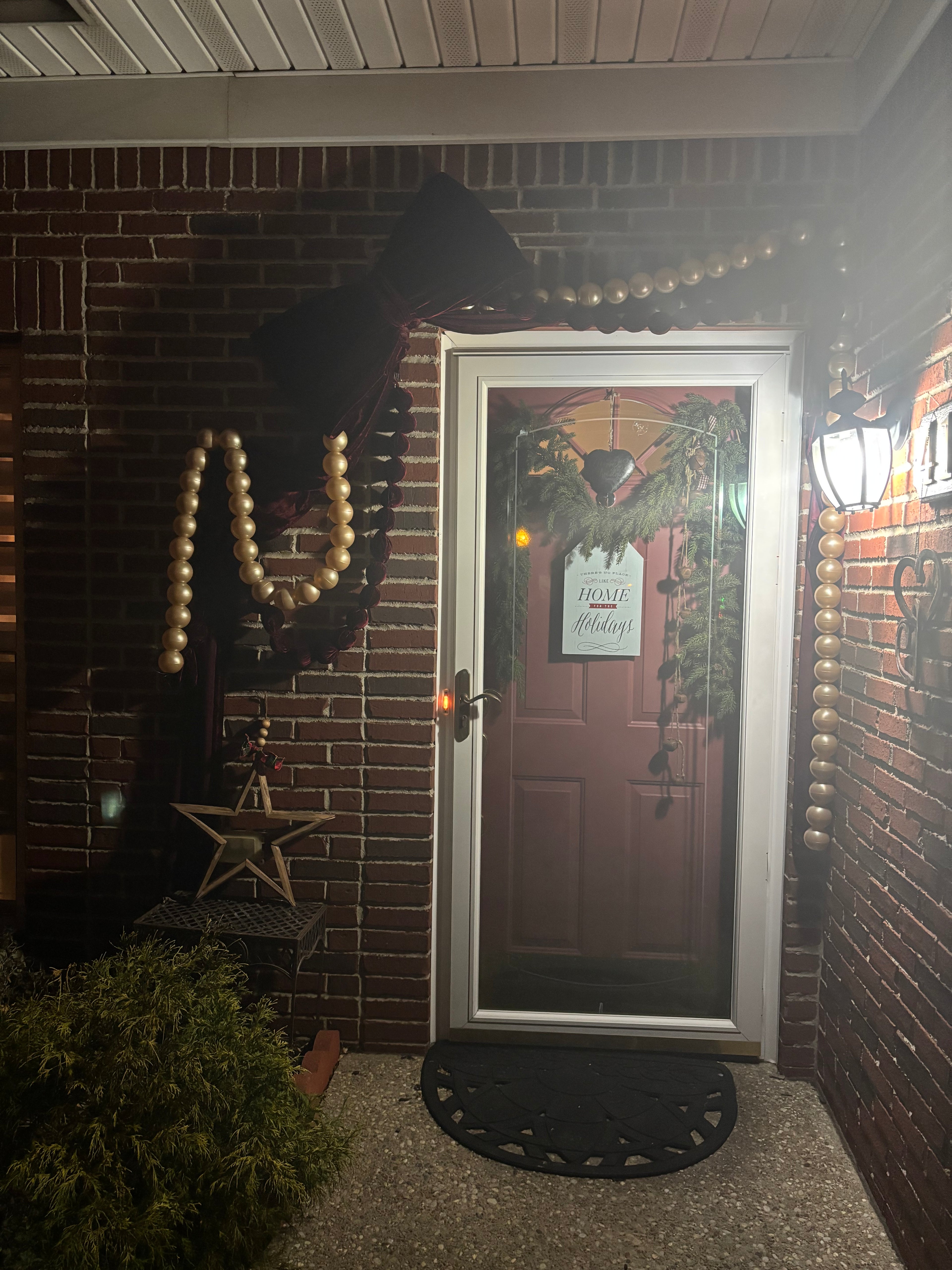 Package 2: Baubles & Bows